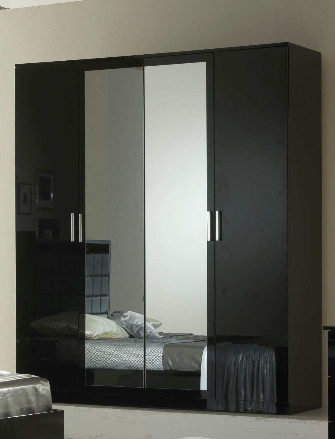 BEN COMPANY New Ambra Black / White High Gloss Luxury Italian 4DooBedroom Set