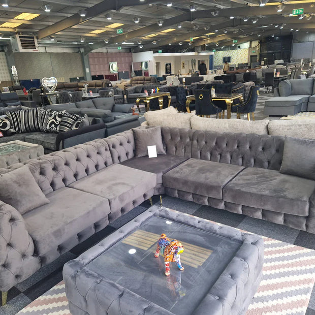 CNC Stunning Cleveland Chesterfield Corner Sofa in Grey Plush Velvet