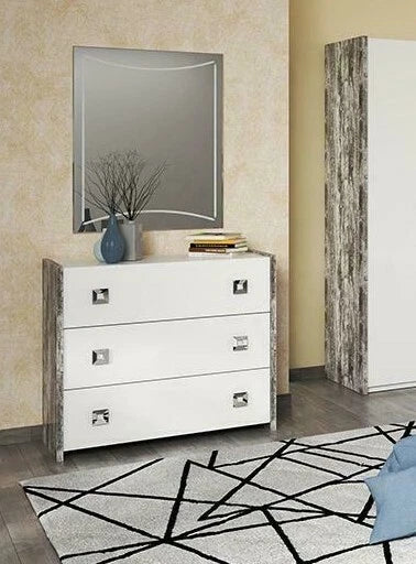 Diletta High Glossy 4 Doors Italian Bedroom Set (From SanMartino Mobili Italia)