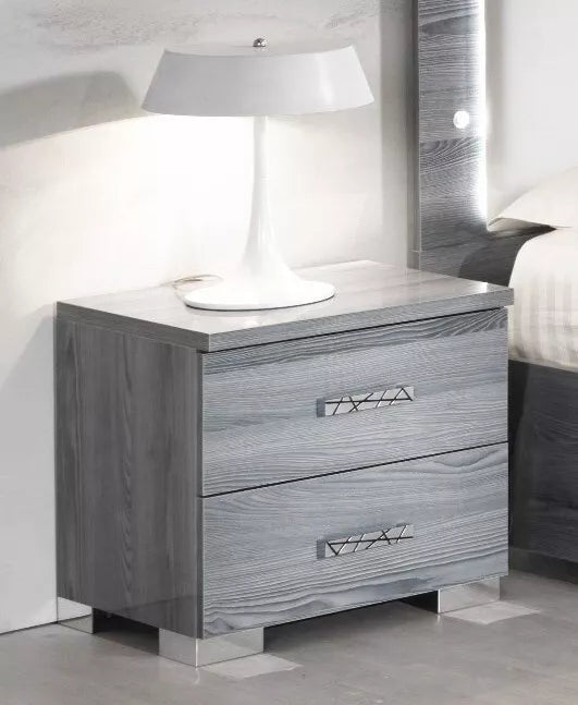 New Nicole Grey High Gloss Luxury Italian Bedroom Set BY BEN COMPANY ITALY