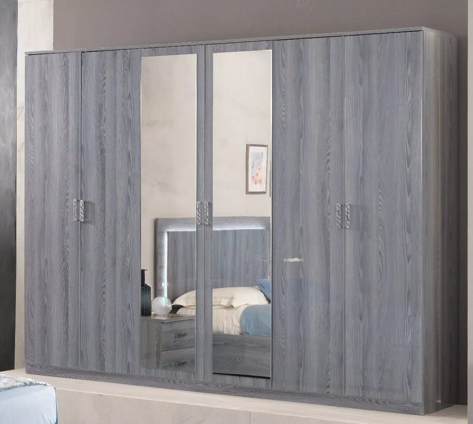 New Nicole Grey High Gloss Luxury Italian Bedroom Set BY BEN COMPANY ITALY