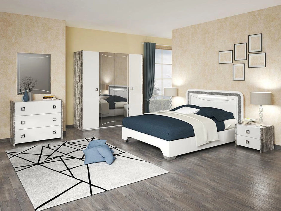 Diletta High Glossy 4 Doors Italian Bedroom Set (From SanMartino Mobili Italia)