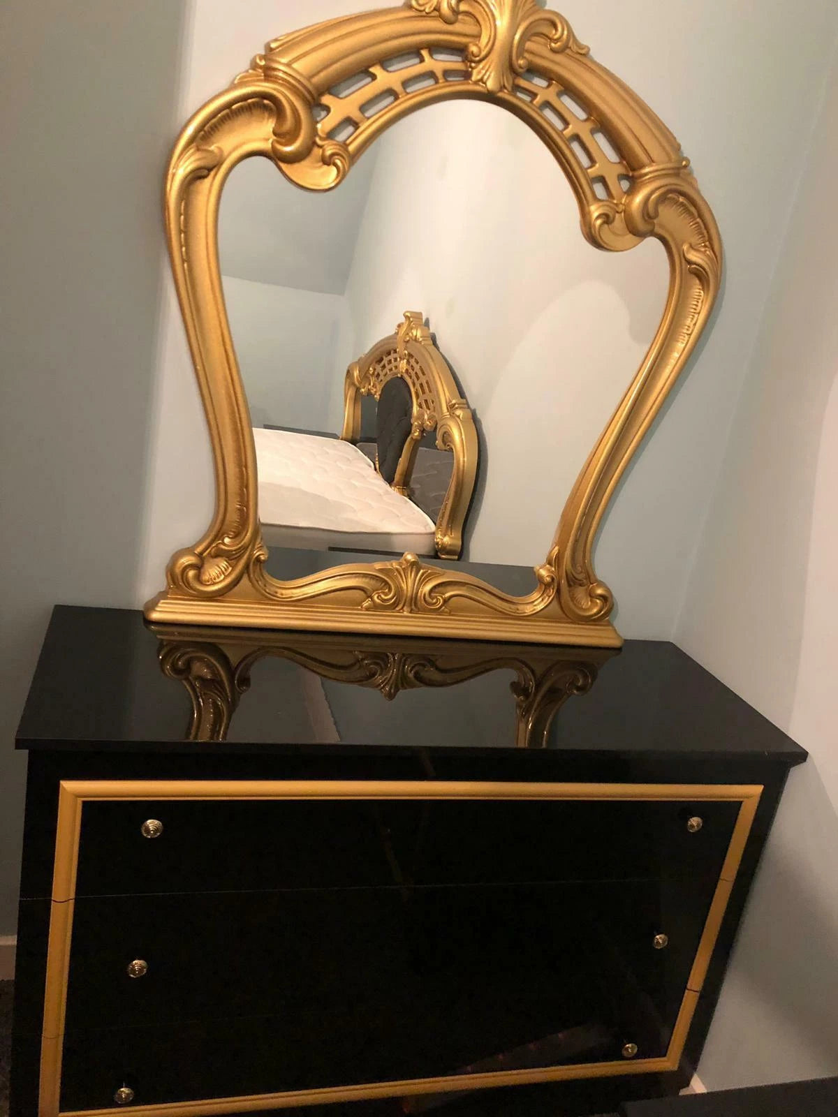 BEAUTIFUL EVA ITALIAN 6 DOORS BEDROOM SET (6Pcs) SPECIAL OFFER WHITE/GOLD