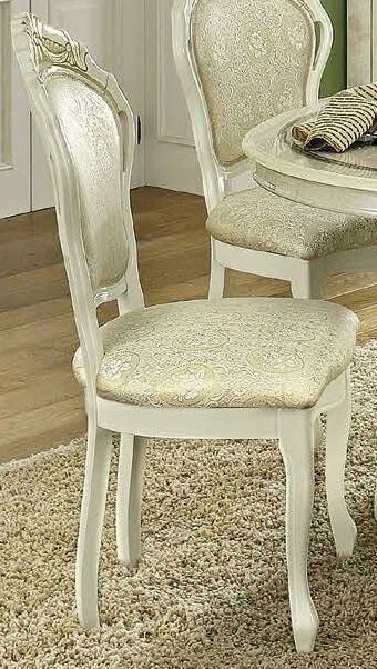 Leonardo Ivory/Gold  Round Extension Dining Set with 4 Chair Camel Group