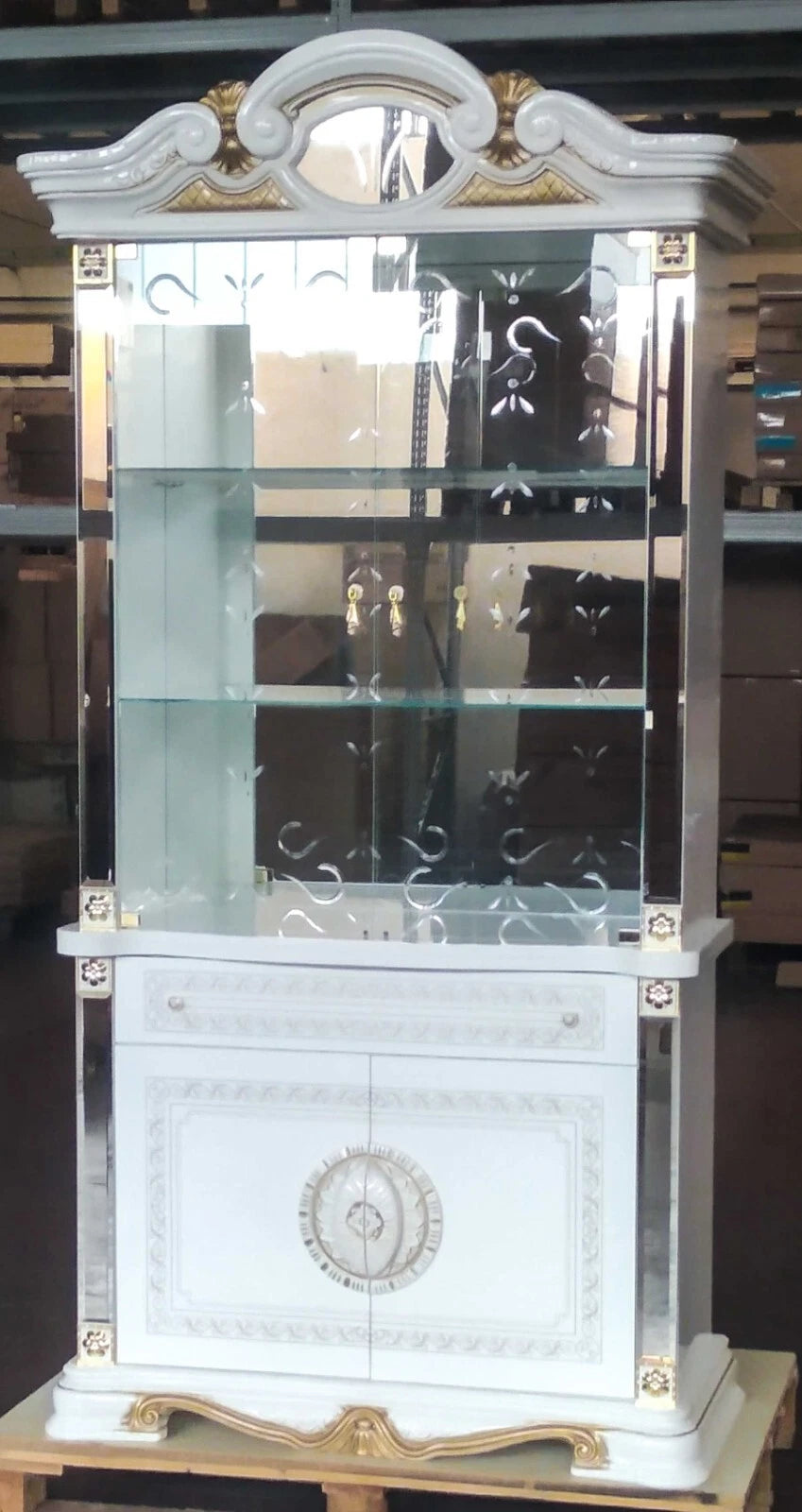 New Betty 2 Doors white/Gold Italian High Gloss Display Cabinet From Ben Company