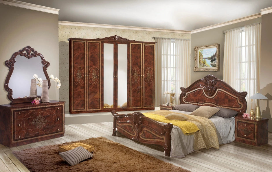 Beautiful Amalfi Luxury High Gloss Italian 4 door wardrobe Bedroom Set £899