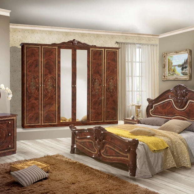 Beautiful Amalfi Luxury High Gloss Italian 4 door wardrobe Bedroom Set £899