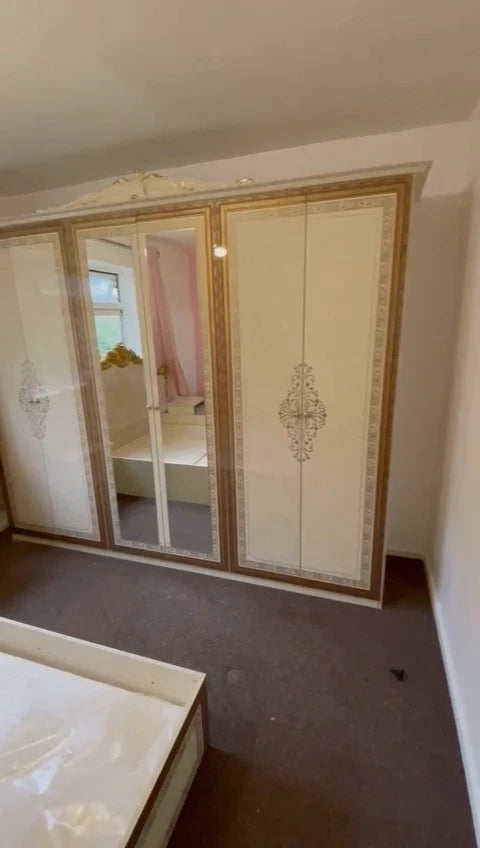 Luxury Anette Italian Superking High Gloss Bedroom Set with 6 Doors Wardrobe