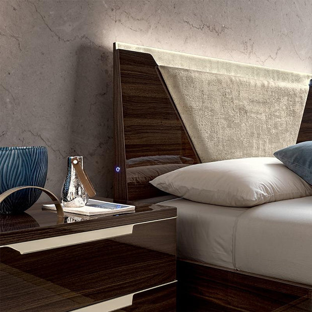 Camel group Smart Night Brown Gloss Modern Italian Bedframe + LED Headboard